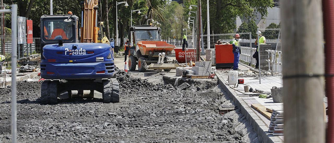 Obras en el paseo del Doctor Fleming, ayer.