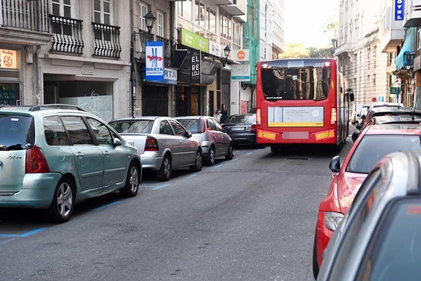 La calle Santa Catalina reabre al tráfico