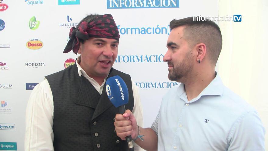David Olivares pasa por el Racó de Información TV en fiestas