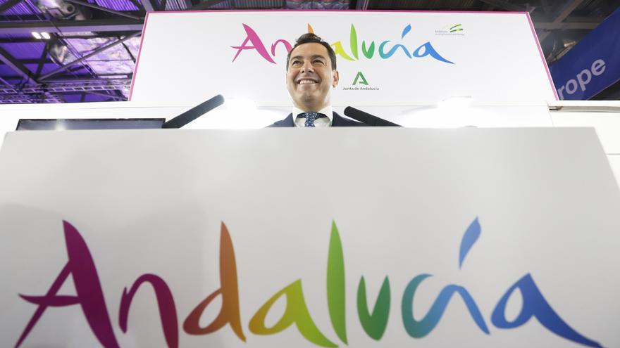 El presidente de la Junta de Andalucía, Juanma Moreno durante una rueda de prensa.