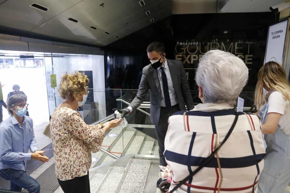 Lunes, 1 de junio | Abren en Málaga los centros comerciales