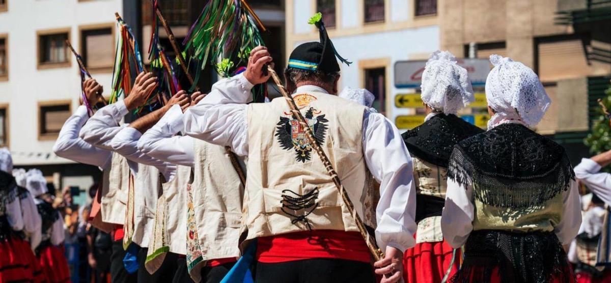 La Danza del Portal, de enero a diciembre