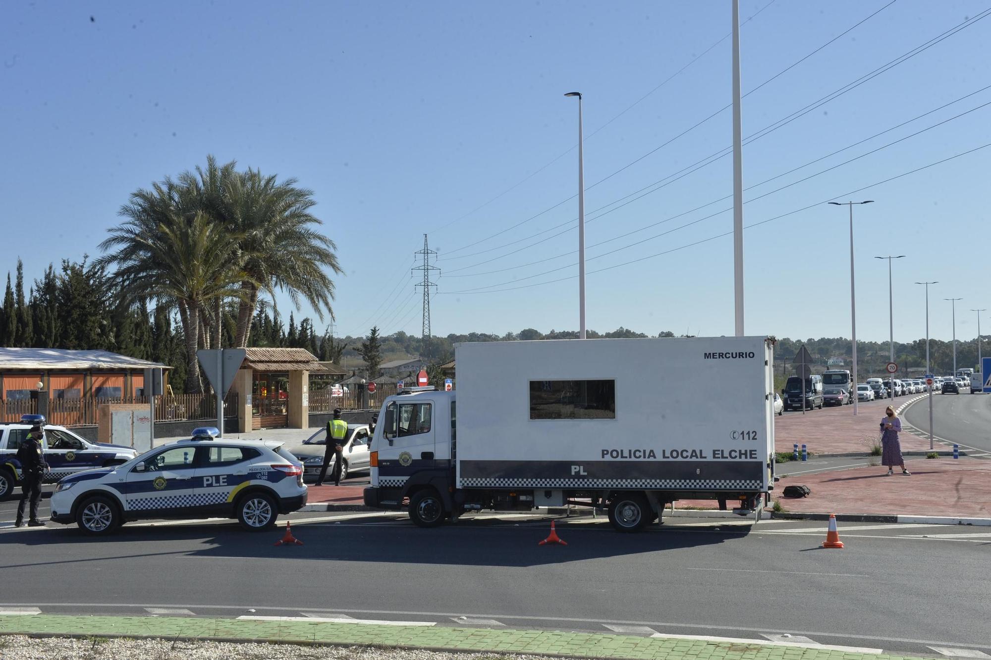 La Policía Local de Elche impone 75 sanciones por incumplir el cierre perimetral