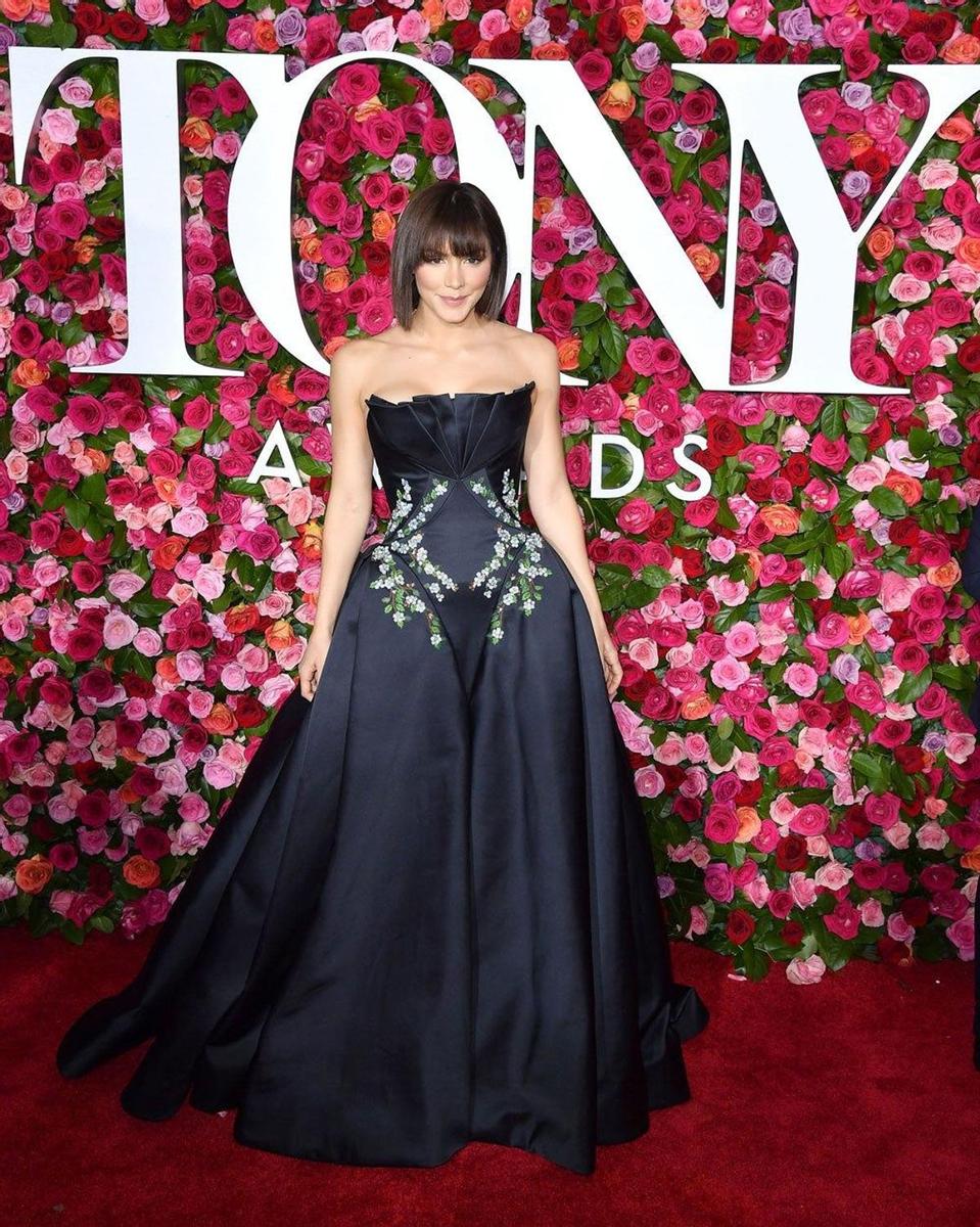 Katharine McPhee en la alfombra roja de los Premios Tony 2018