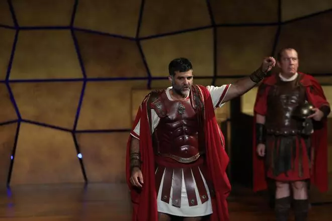 El cierre del Festival Internacional de Teatro, Música y Danza con 'Numancia', en imágenes