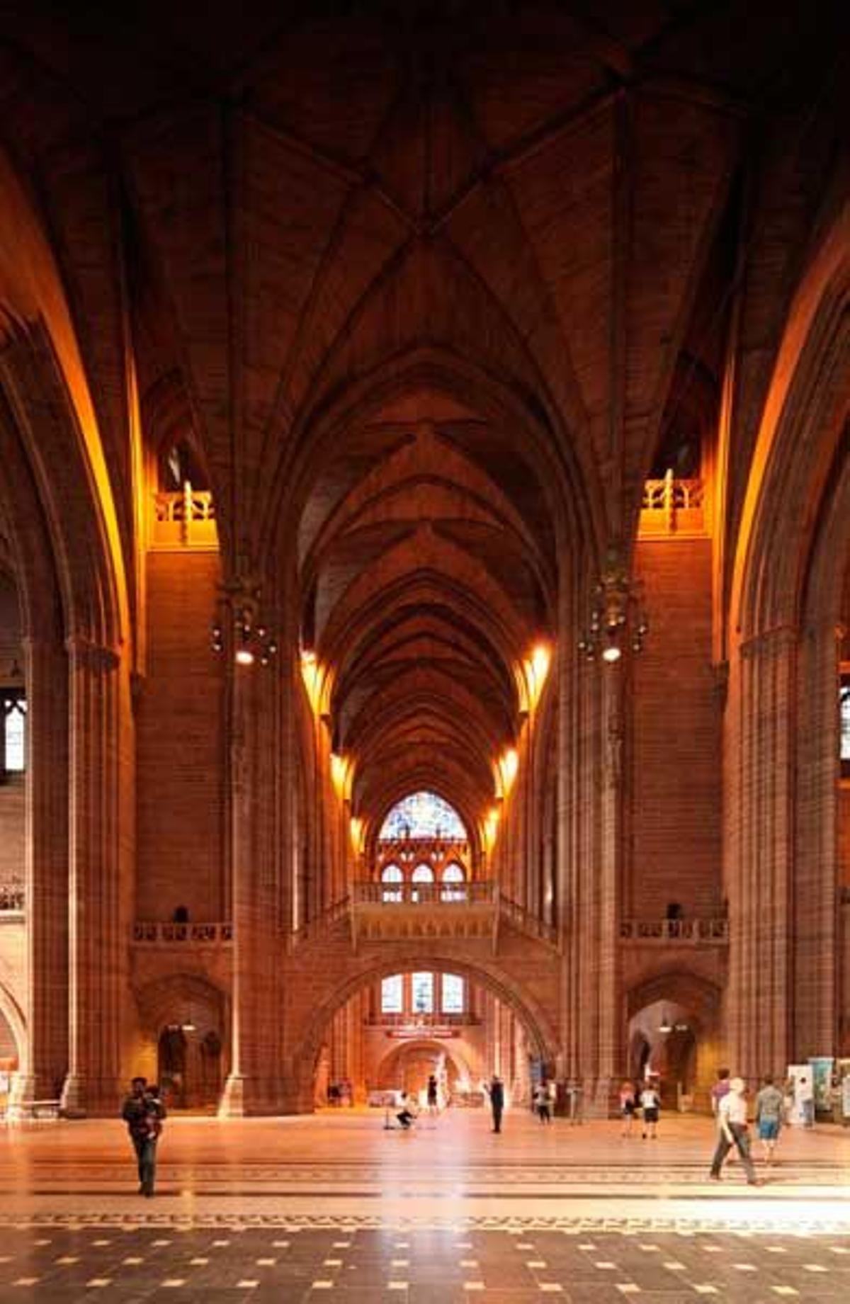 Interior de la Catedral de Liverpool.