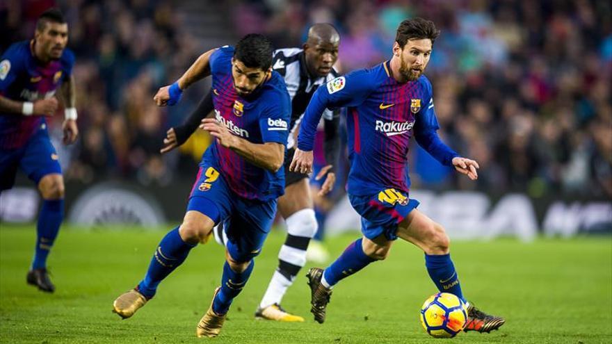 El Barcelona golea al Levante