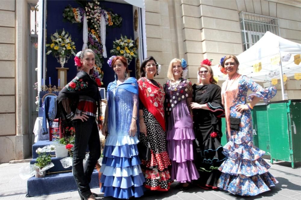 Gran ambiente en al Fiesta de las Cruces de Mayo en Cartagena