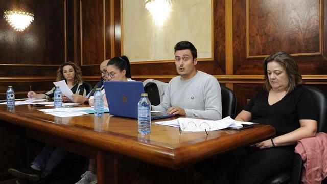 Alberte Lamazares, durante una intervención en un pleno anterior. |   // BERNABÉ/JAVIER LALÍN