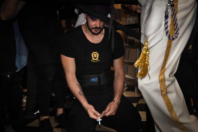 La procesión de la Dolorosa abre la Semana Santa Marinera en el Cabanyal