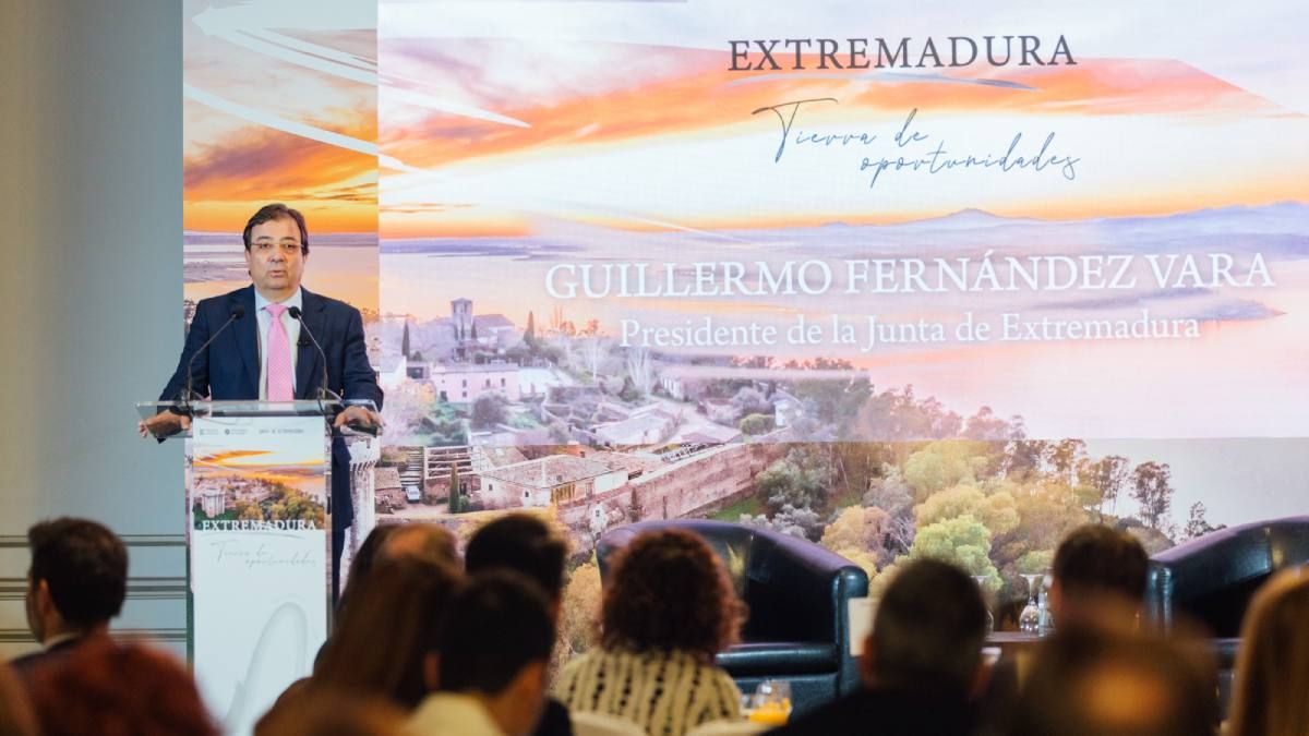El presidente extremeño, Guillermo Fernández Vara, en el encuentro 'Extremadura, tierra de oportunidades'