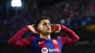 Joao Cancelo peligra en el Barça: tiene un ofertón de Arabia