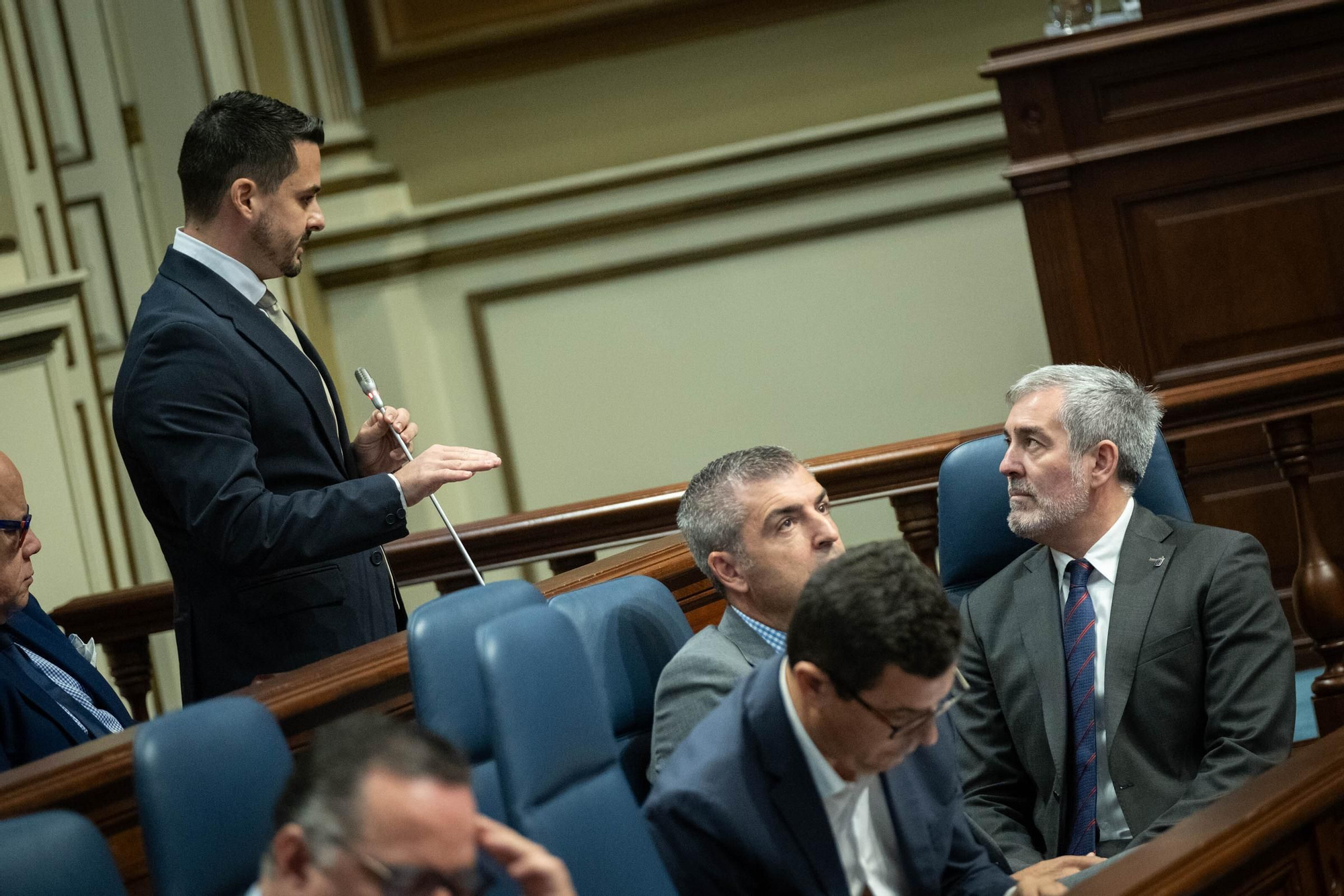 Pleno del Parlamento de Canarias