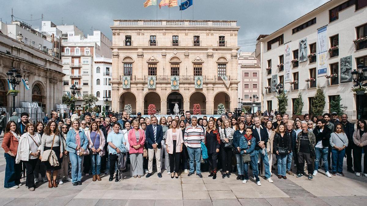 Foto de familia del plan del Ayuntamiento de Castelló.