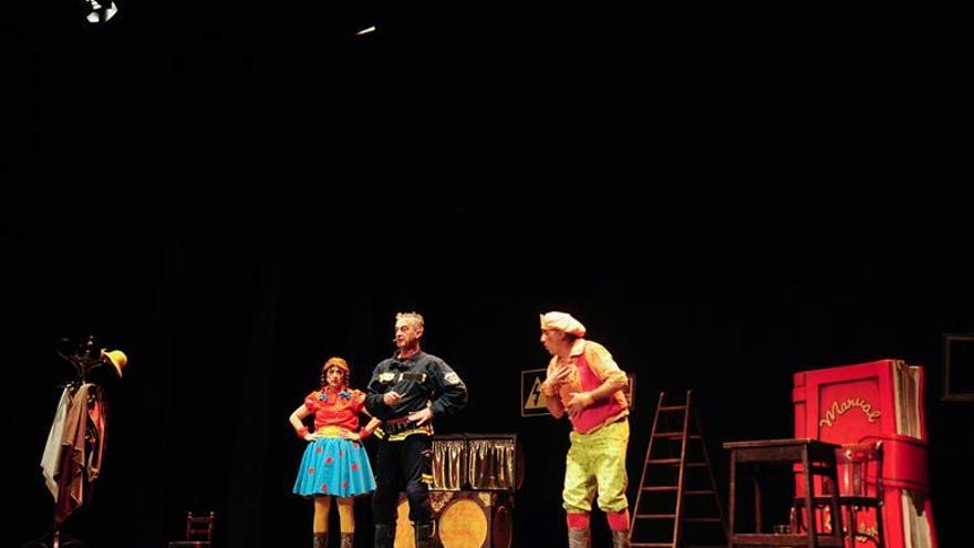 Evitar el fuego, con teatro