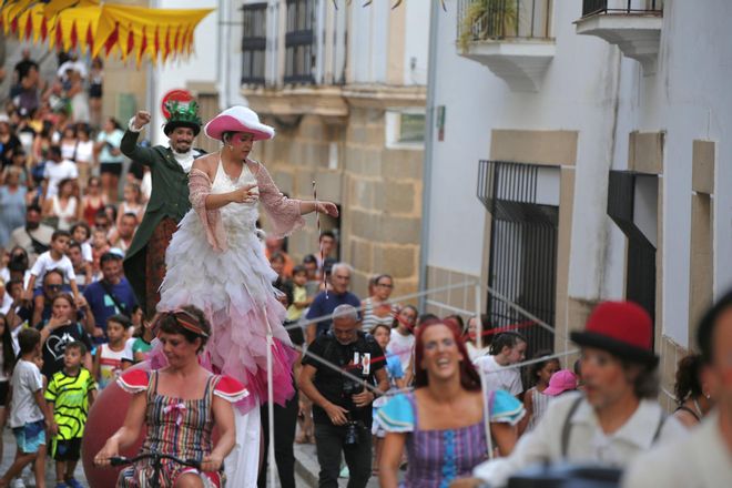 La magia del teatro envuelve Alcántara