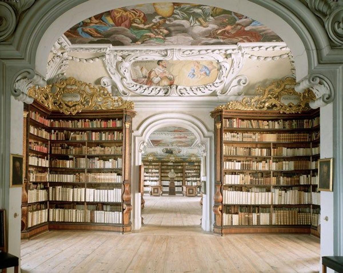 La biblioteca de la abadía de Kremsmuenster