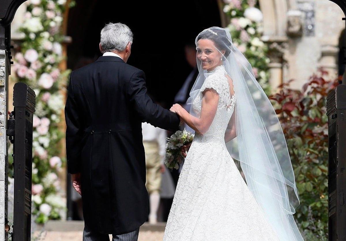 Las primeras imágenes de Pippa Middleton en el día de su boda