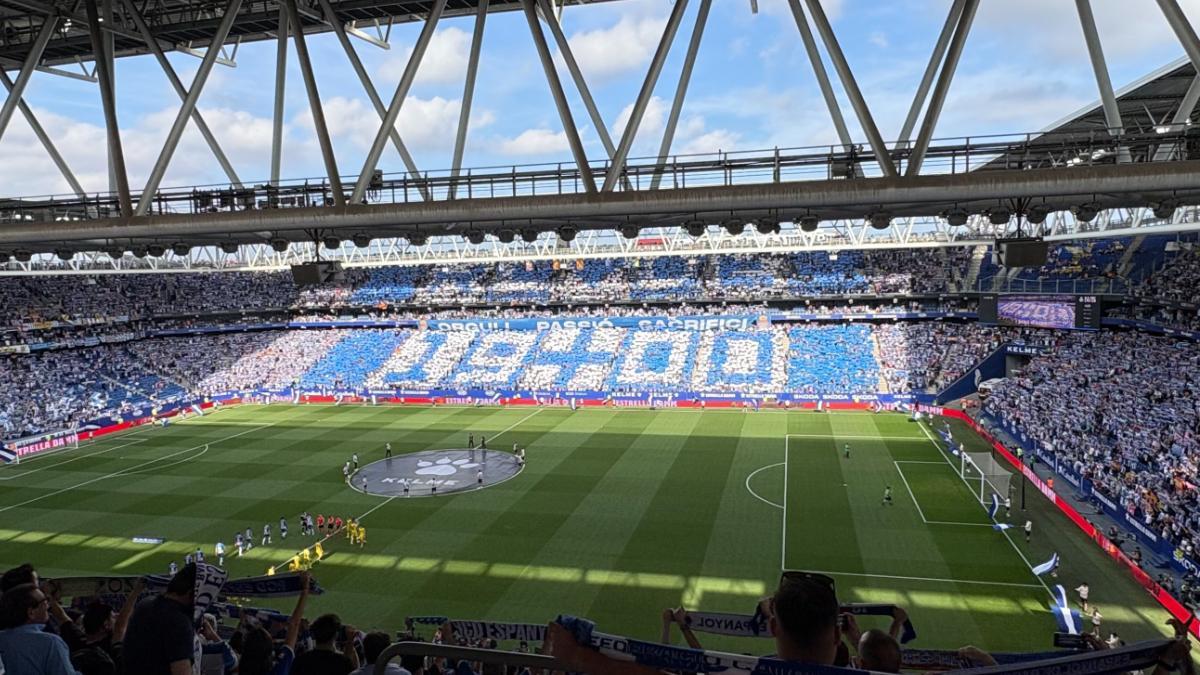 El mosaico que presentó el Espanyol antes del partido