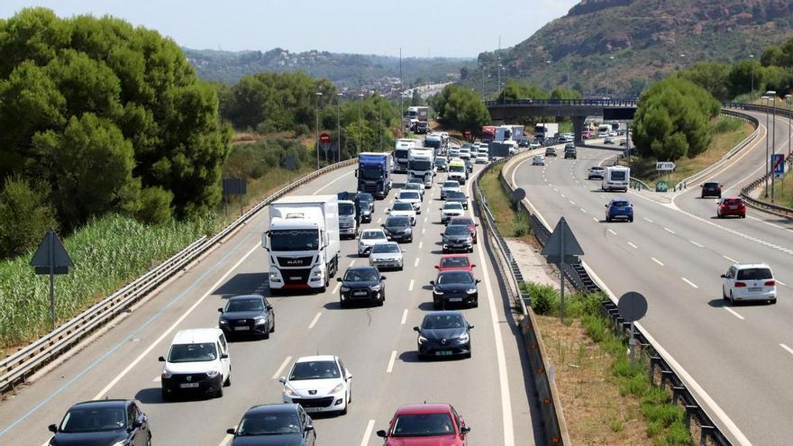 Retencions a l'AP-7 en sentit sud derivades de la mobilitat cap a les zones de més visibilitat de l'eclipsi