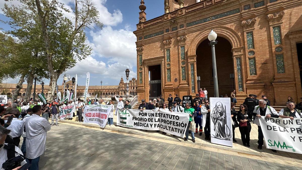 Manifestación en Sevilla del 18 de marzo contra el Estatuto Marco.