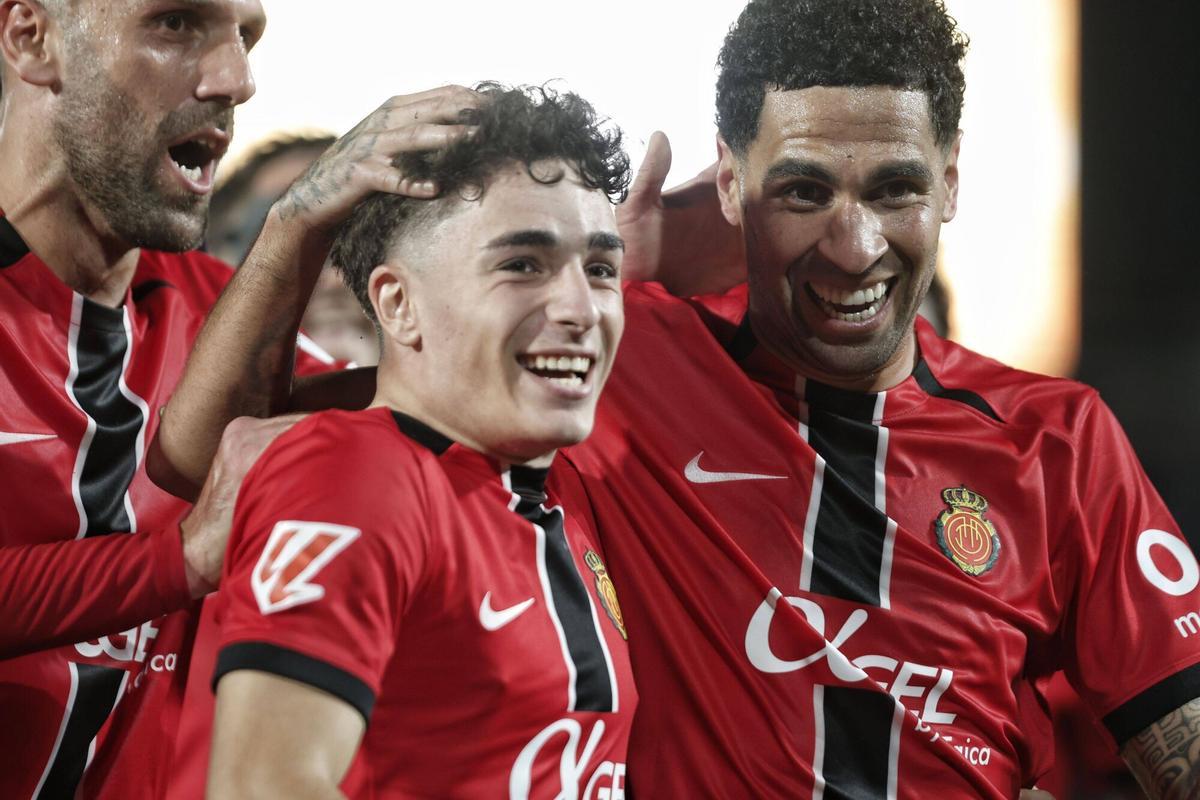 El Mallorca ha vencido al Elche (3-1) en el último partido de 2025 en Son Moix