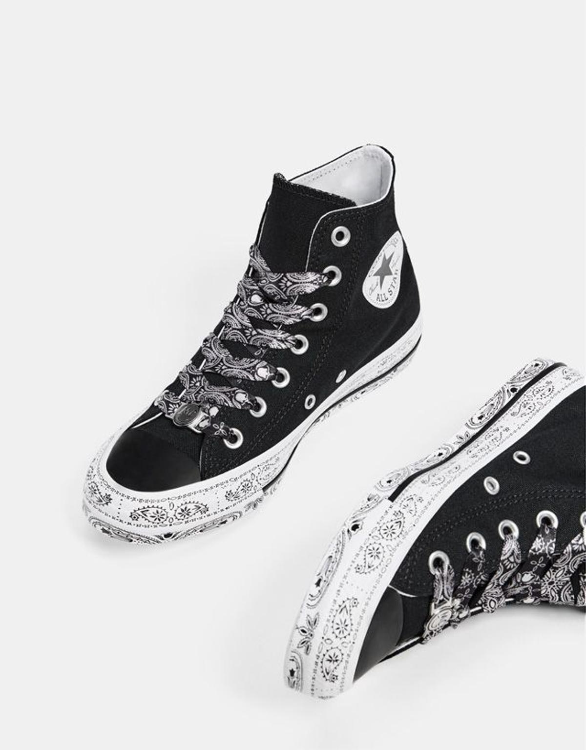 Miley cyrus converse black best sale