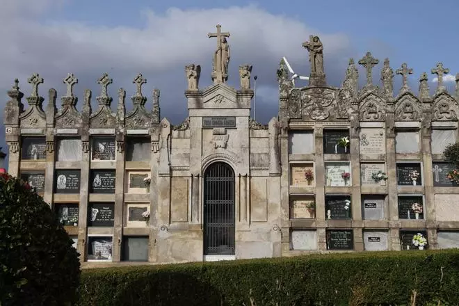 Un siglo desde que los vecinos de Matamá levantaron su propio cementerio