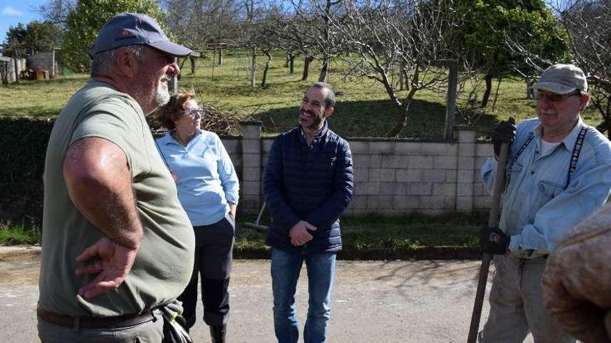 Los vecinos de Molleo, abonados a las sextaferias