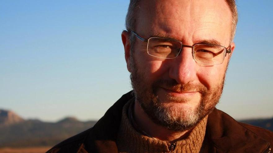La premiada poesía en prosa de Antonio Moreno