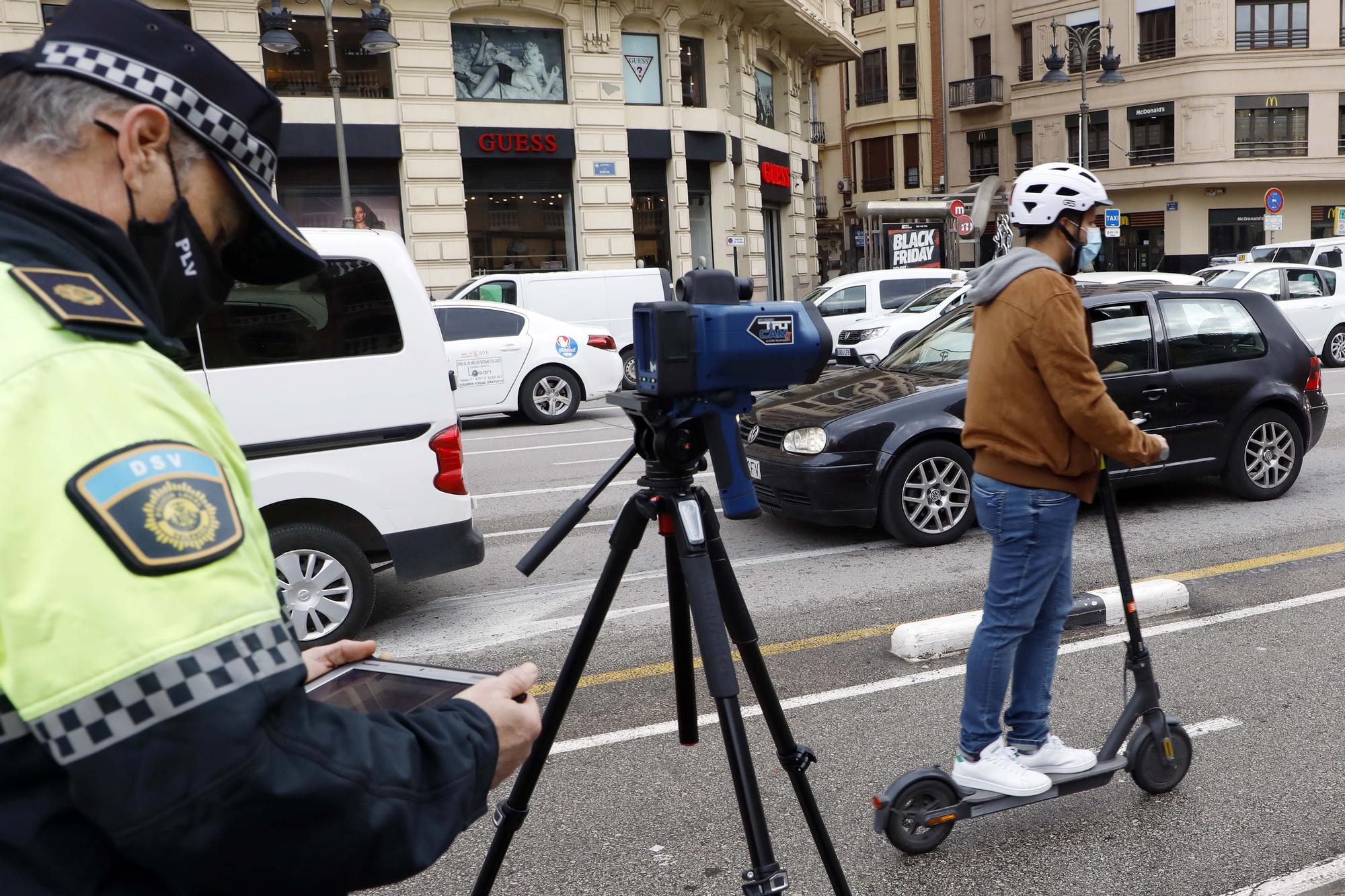 Así son los radares para frenar los patinetes en València