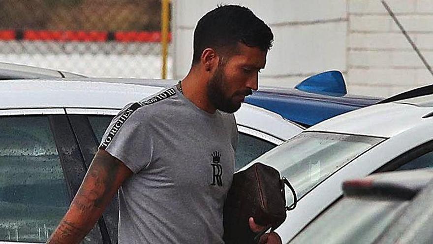 Ezequiel Garay tiene una oferta para volver a jugar a fútbol