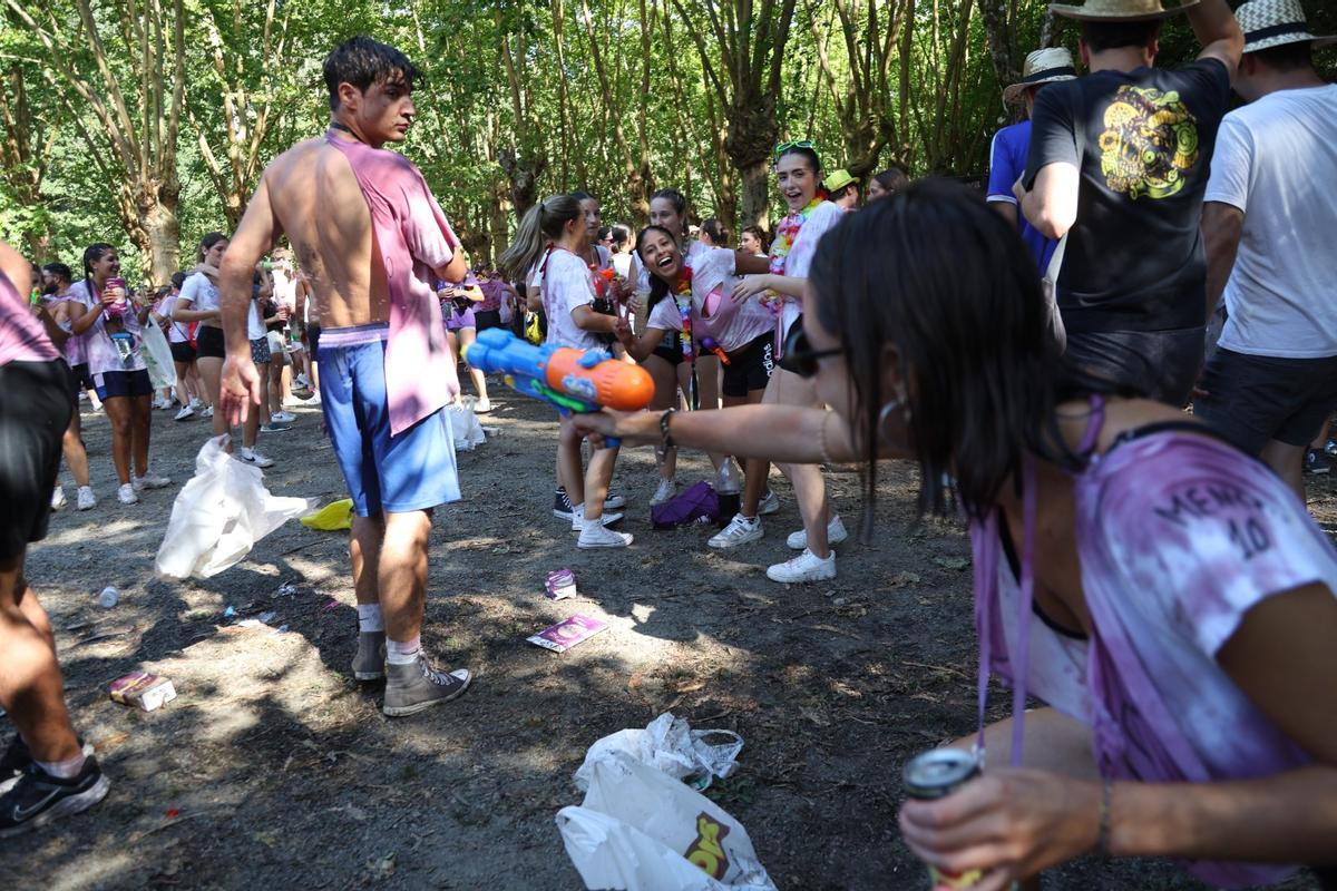 Las dos caras de Os Caneiros: así es la fiesta más refrescante de Betanzos Las dos caras de Os Caneiros: así es la fiesta más refrescante de Betanzos