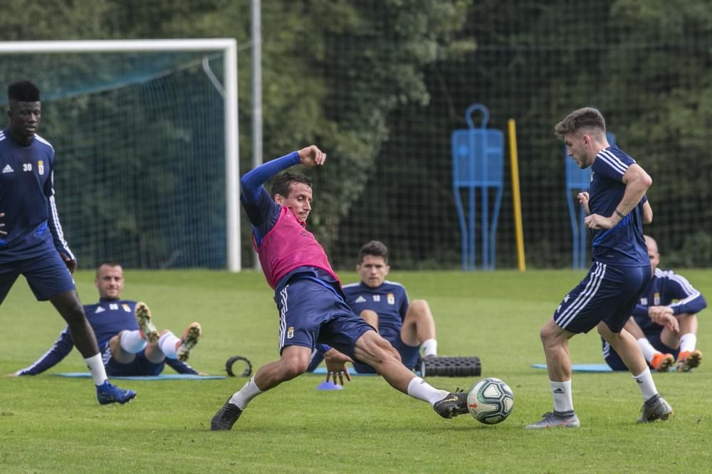 El ovetense dirigió hoy su primer entrenamiento al frente del primer equipo