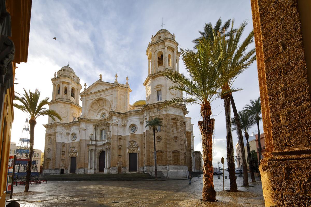 La icónica catedral de Cádiz.