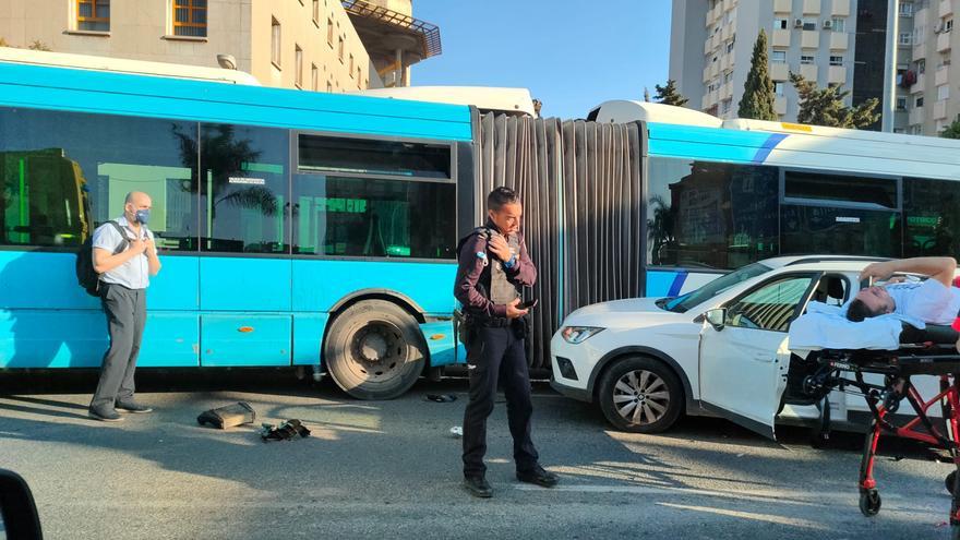 Una colisión múltiple en la avenida de Andalucía deja varios heridos en Málaga