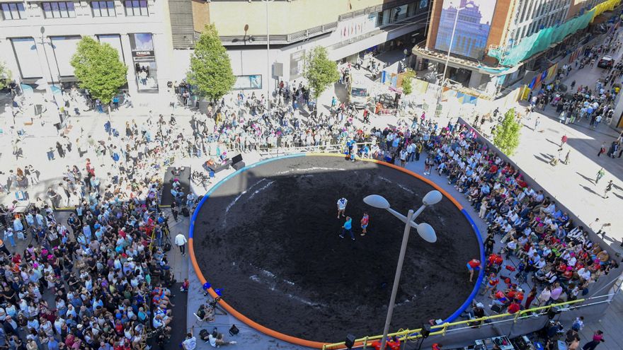 Canarias visibiliza en Madrid la &quot;nobleza&quot; de su pueblo con una primera Gran Luchada oficial
