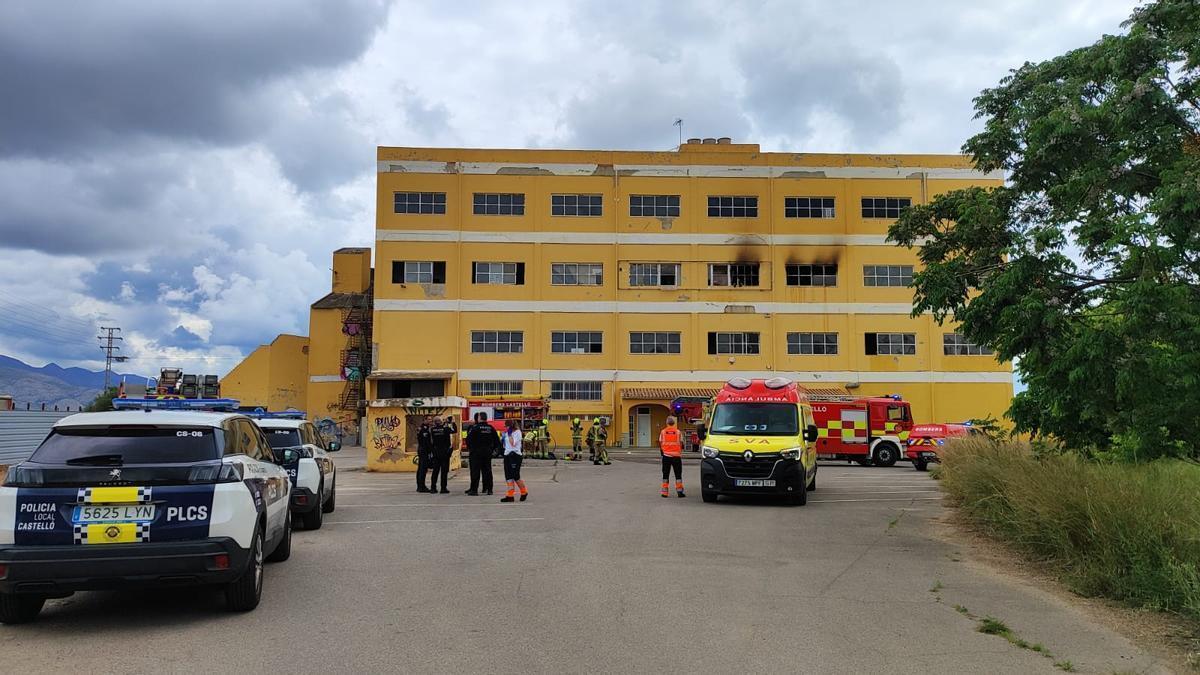 Vídeo: Alarma por un incendio en un edificio de Castelló