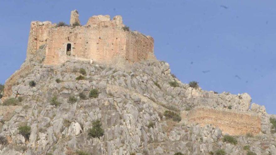 Borriol urge a Cultura rehabilitar el castillo ante el peligro de derrumbe