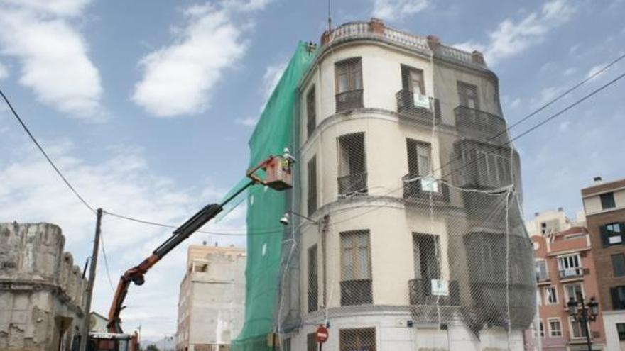 Los concejales deberán votar mañana si finalmente se derrumba el edificio de La Mundial