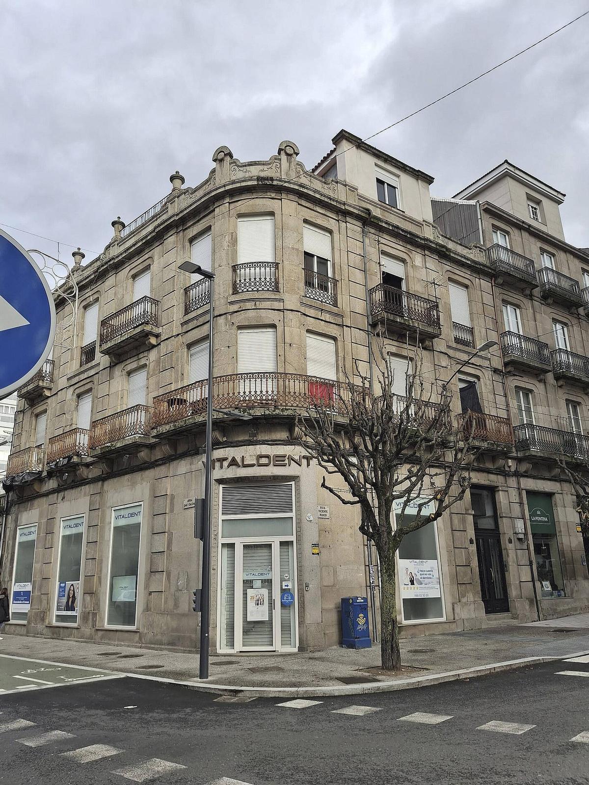 Edificio  pontino con viviendas habitualmente okupadas ilegalmente