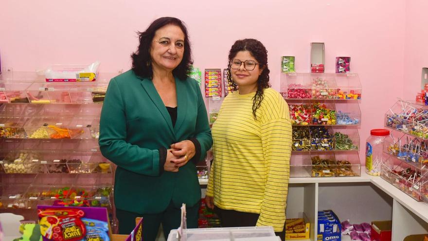 La histórica tienda de gominolas de la plaza de Lugo que endulza A Coruña desde hace 80 años