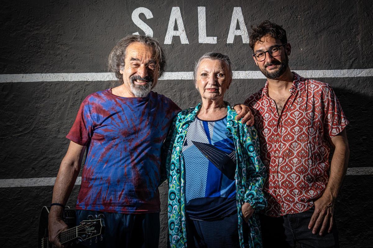 Marc de la Varga, a la derecha, junto a Mont Plans y Daniel Higiénico