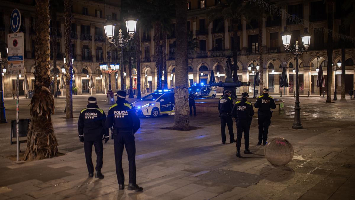 Catalunya solo elimina el toque de queda y prorroga el resto de restricciones