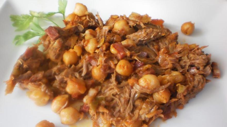 La receta típica canaria de la ropa vieja hecha por Karlos Arguiñano