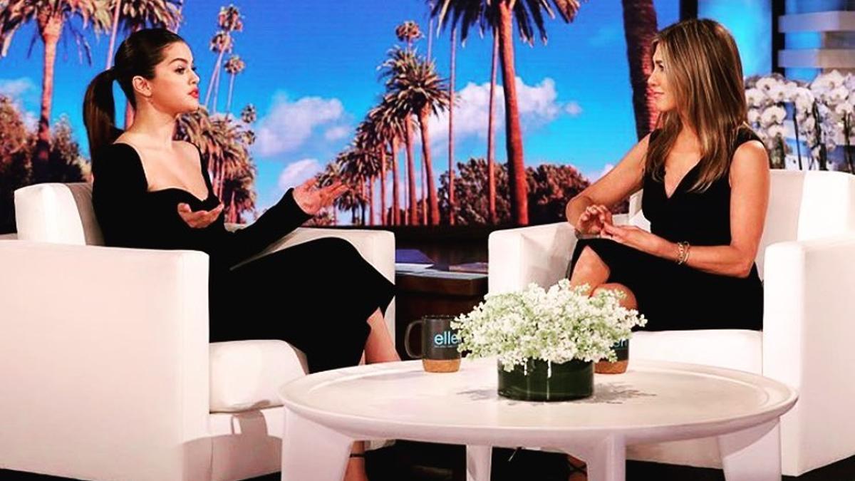 Jennifer Aniston entrevista a Selena Gomez en el show televisivo de Ellen DeGeneres