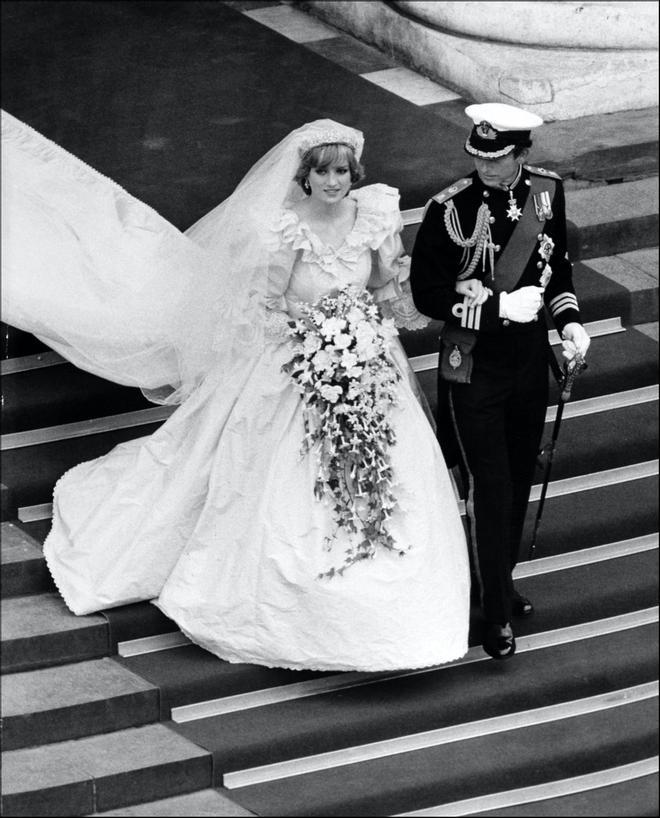 Lady Di y Carlos de Inglaterra en su boda