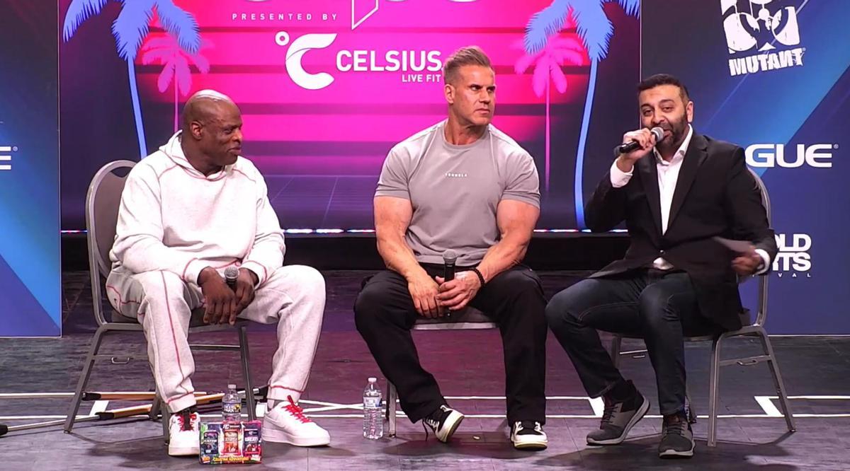 Ronnie Coleman (izquierda) y Jay Cutler, en el escenario del Arnold Classic