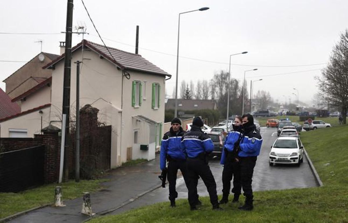Punt de control policial a Dammartin-en-Goële.