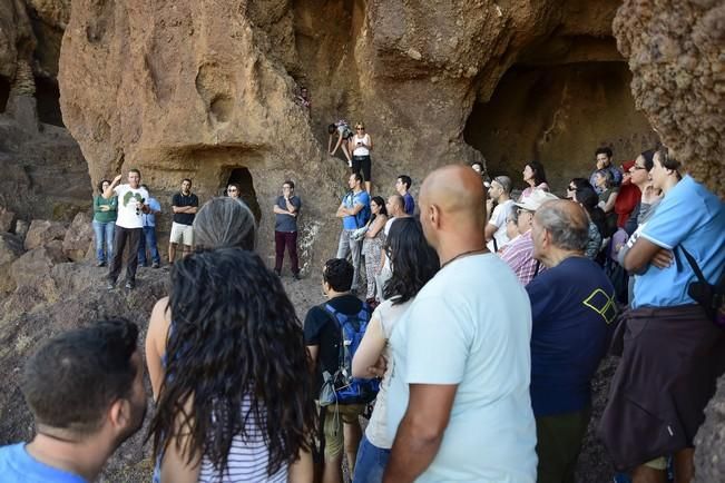 Visita al primer rayo de sol del solsticio de ...